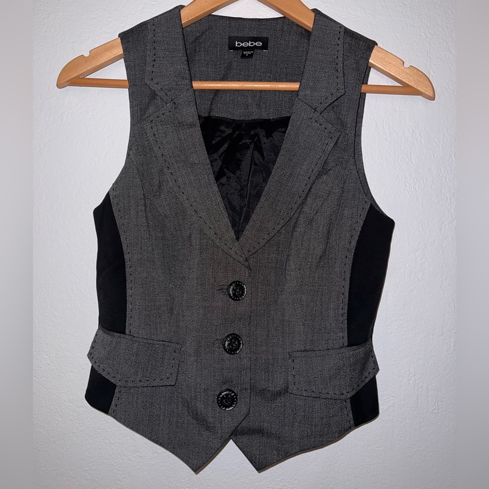 Bebe collared button down suit vest, grey & black with back buckle, size small